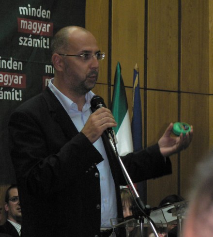 121004 Csikszereda rangsorolas Kelemen Hunor hokikoronggal HSZI 012 