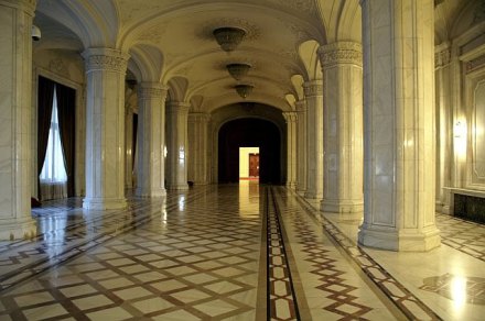 casa-poporului-interior