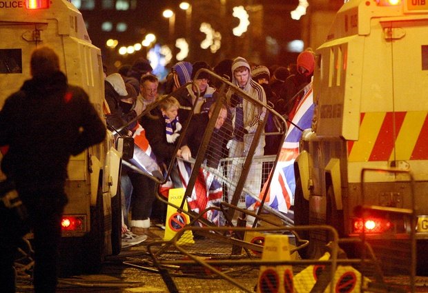 belfast-city-hall-flag-debate