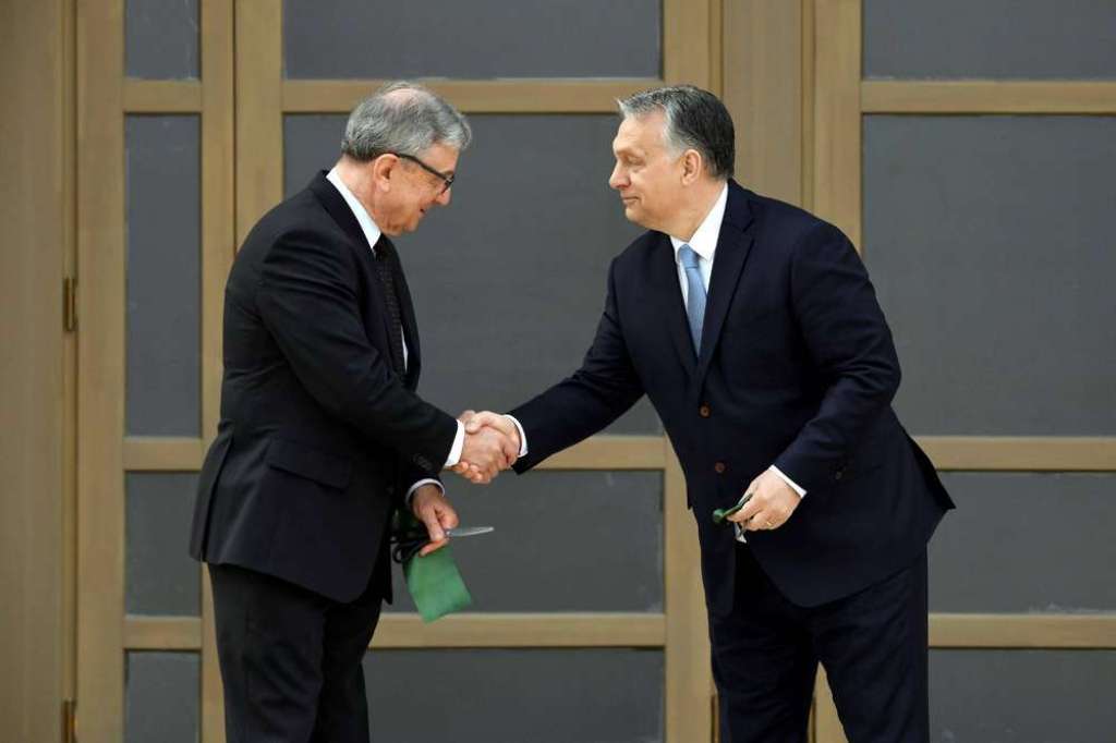 Maróth Miklós Orbán Viktor miniszterelnökkel | Fotó: MTI, Koszticsák Szilárd