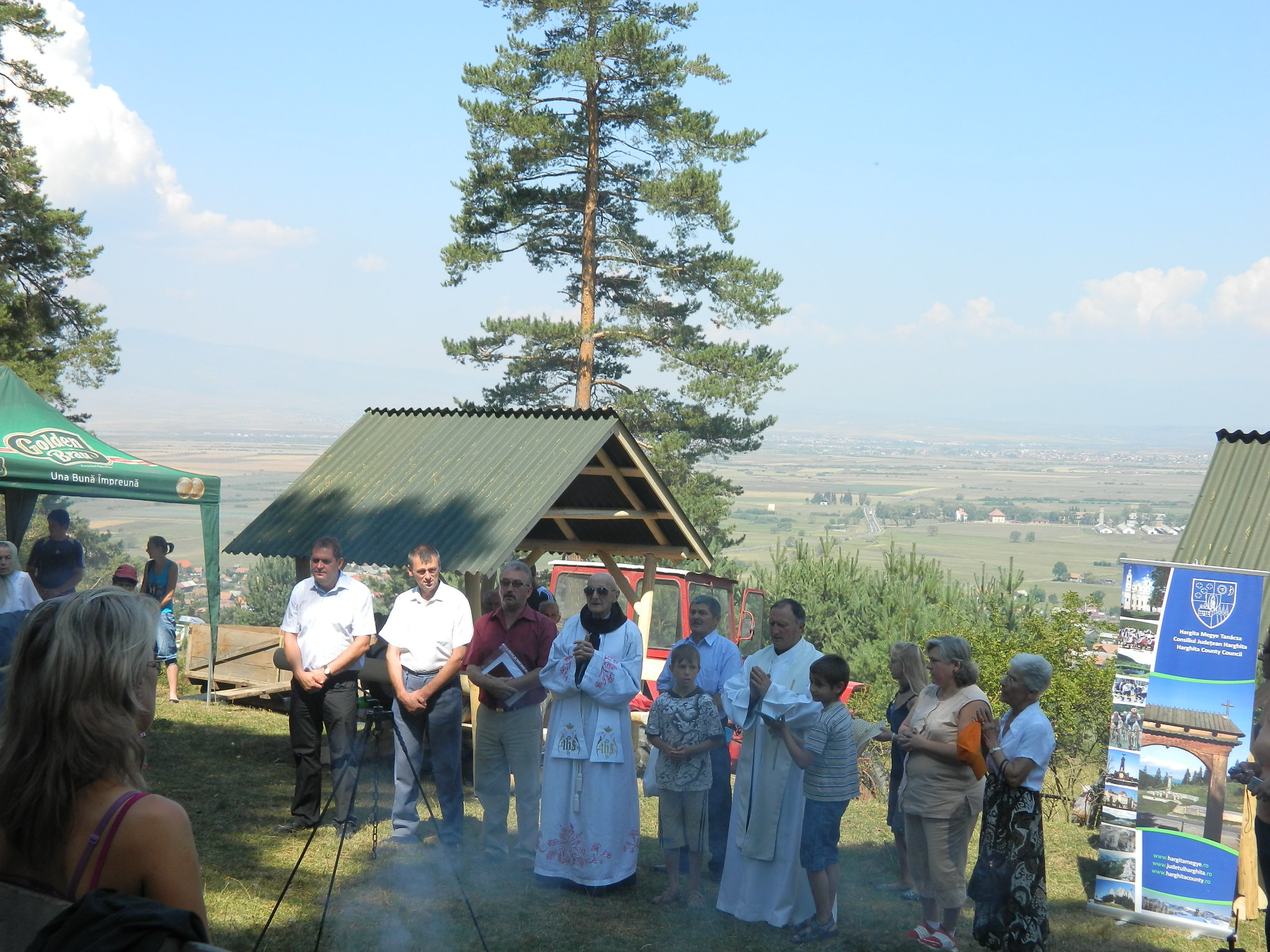 Szarmany turistaosveny avato Gyergyoszaarhegyen01