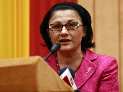 ecaterina andronescu 828