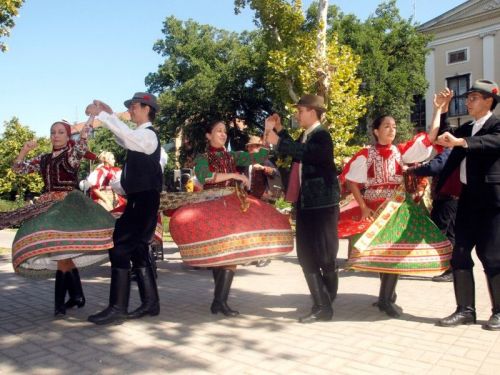 jaszbereny-csango-fesztival